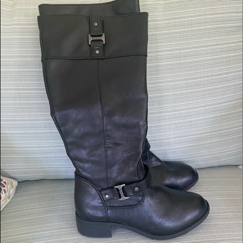brand new rampage boots